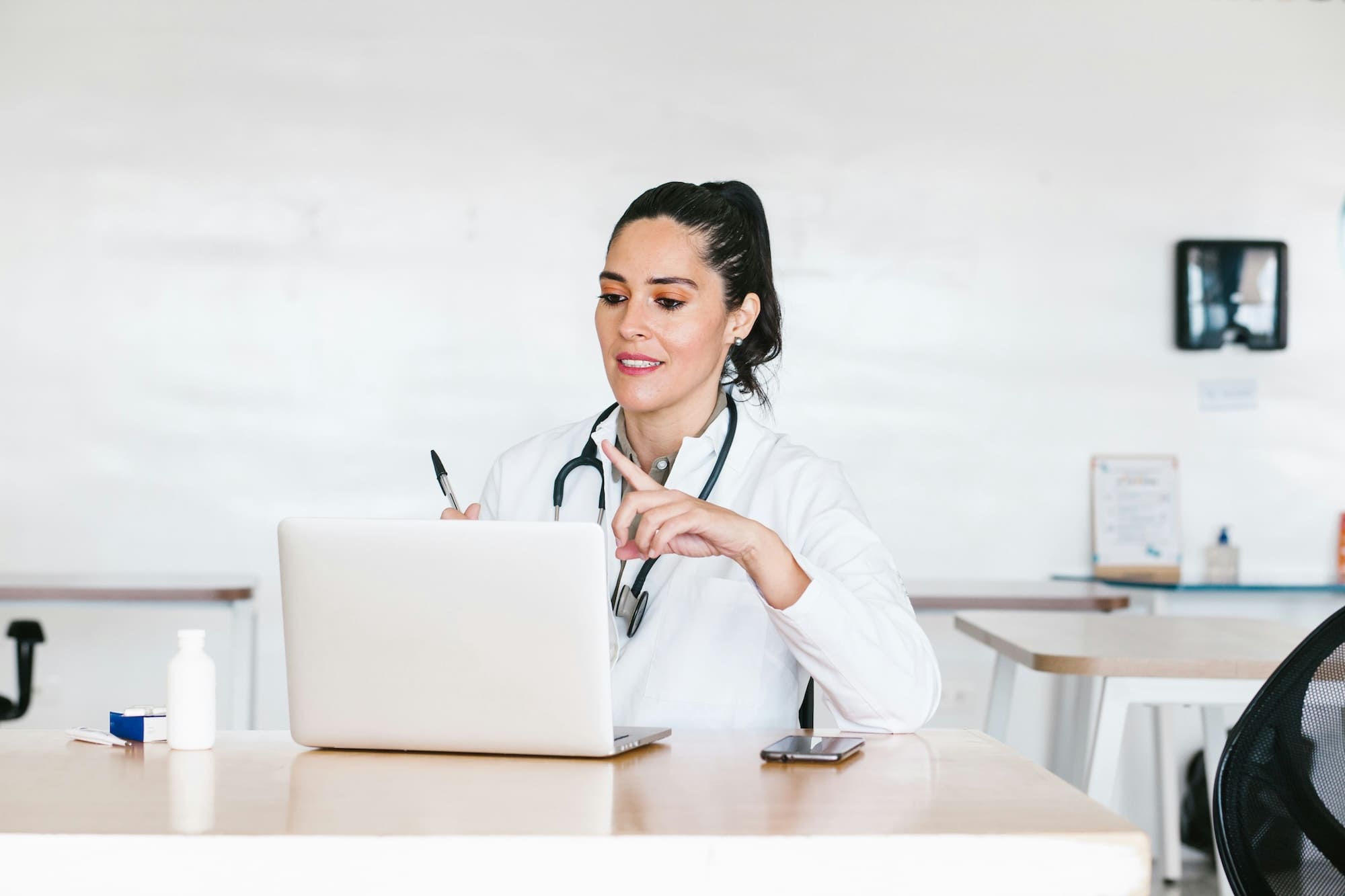 HCP engagement in pharma — leveraging AI behavioral insights